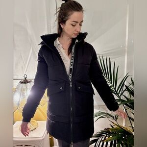 Kendall & Kylie Black Puffer Small Jacket Coat - Like New